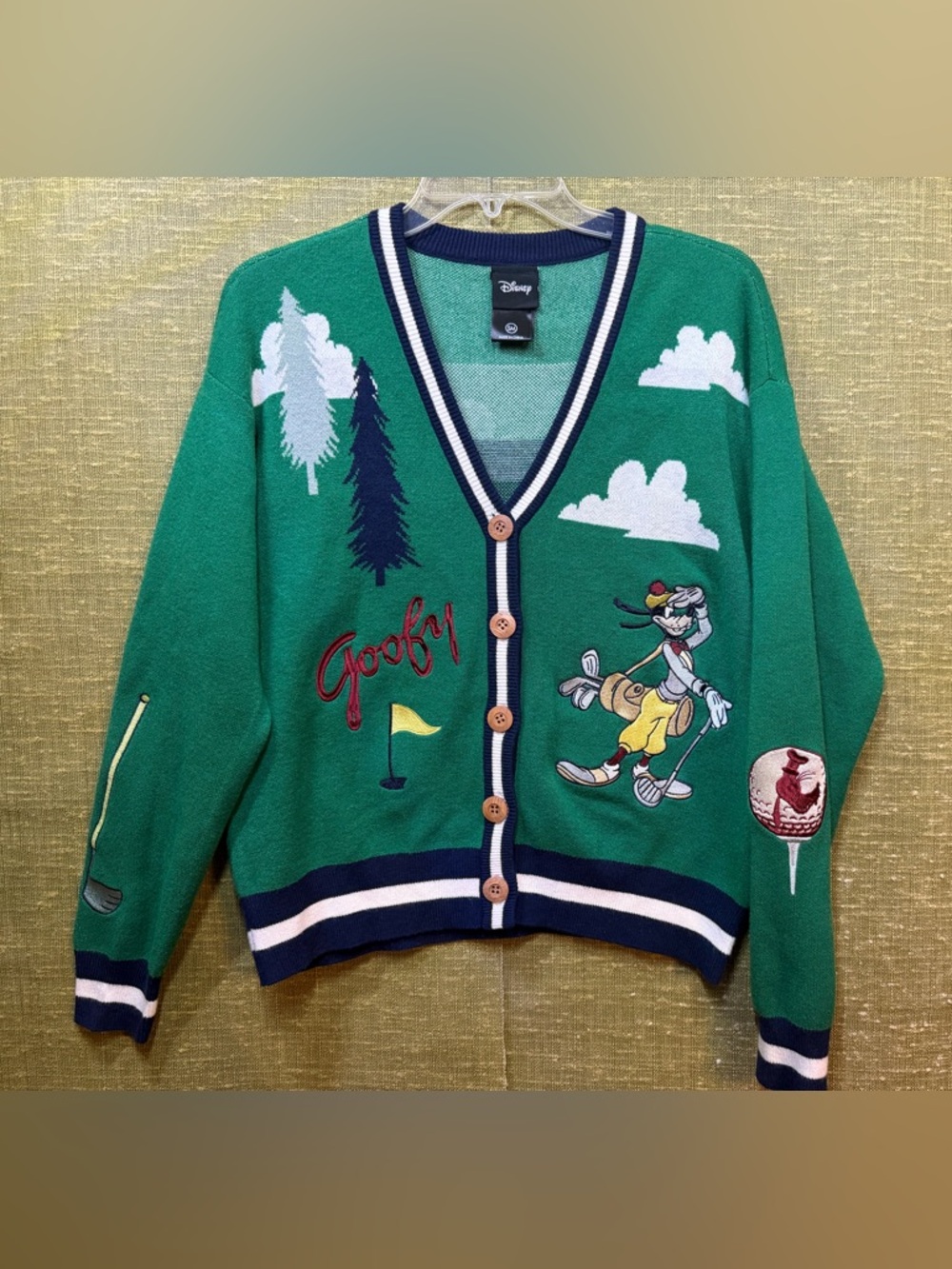 ⛳️ RARE BoxLunch Exclusive Goofy Golf Cardigan! ⛳️